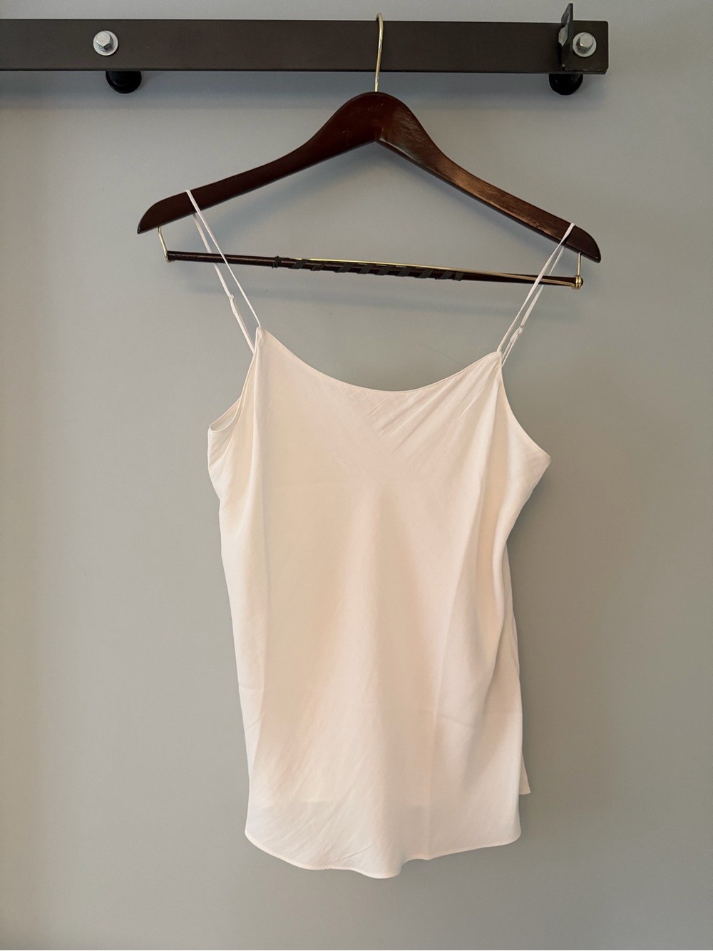 Banana Republic Women’s White Spaghetti Strap Cami Top